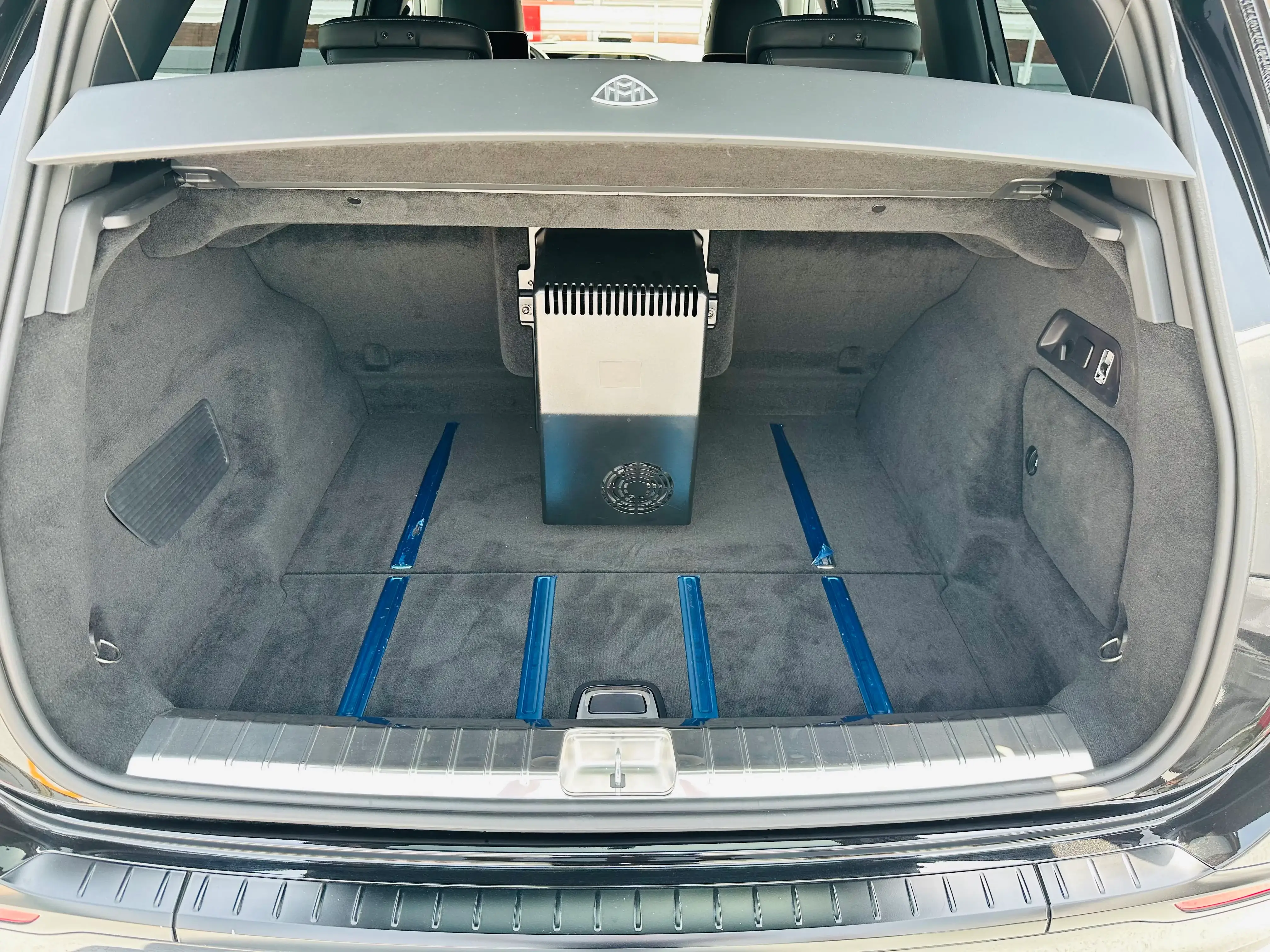 Mercedes-Benz Maybach GLS600 - View 5